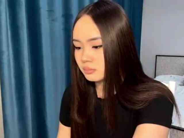 LatrishaAltigs's sex show image