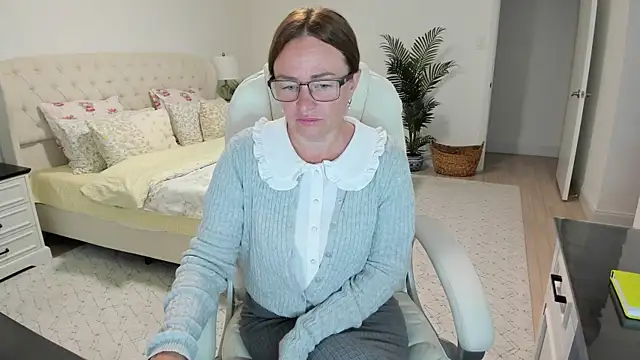 Изображение секс-шоу модели Vika73 Изображение секс-шоу модели Vika73