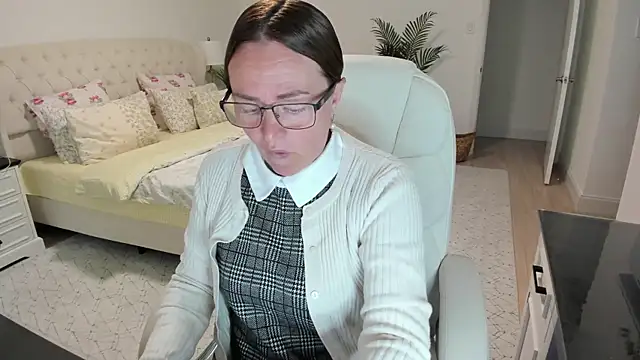 Изображение секс-шоу модели Vika73 Изображение секс-шоу модели Vika73