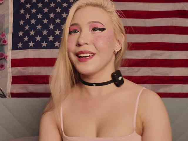 Изображение секс-шоу модели PussyRose