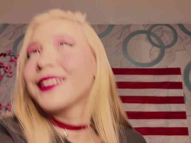 Изображение секс-шоу модели PussyRose