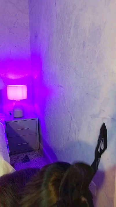 Изображение секс-шоу модели AvaWhiite