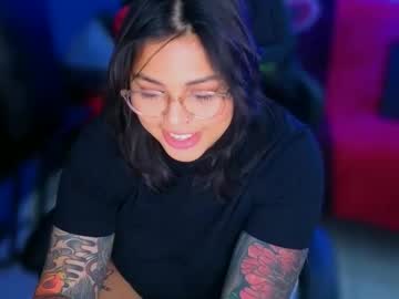 Изображение секс-шоу модели miacanela_xo