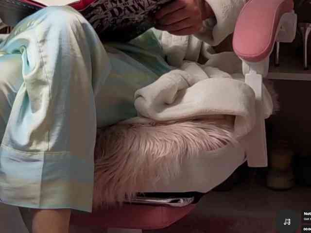 Изображение секс-шоу модели BaditaLuna