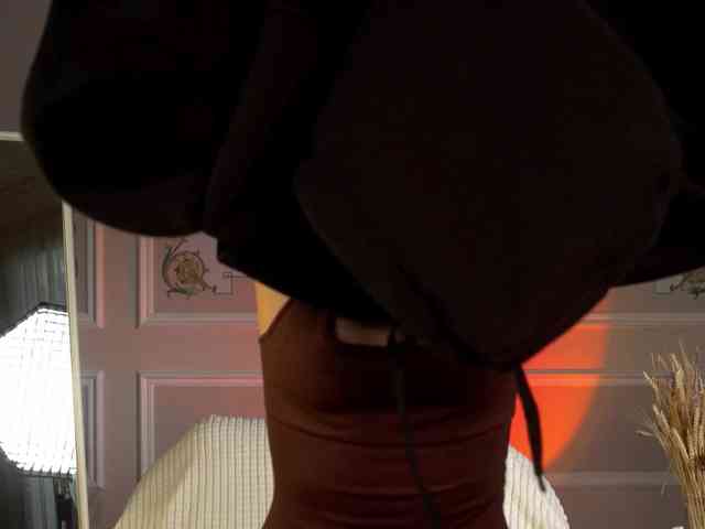 happywhores's sex show image happywhores's sex show image