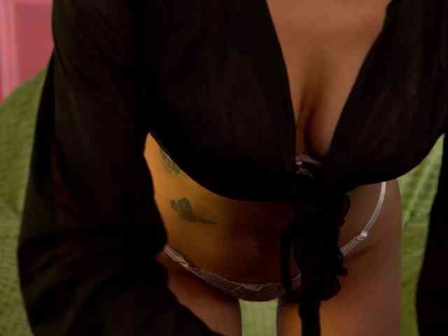 happywhores's sex show image happywhores's sex show image