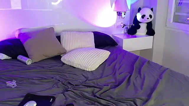 Изображение секс-шоу модели Kiralimme_ Изображение секс-шоу модели Kiralimme_