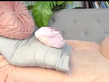 goofyshygirl1's sex show image goofyshygirl1's sex show image