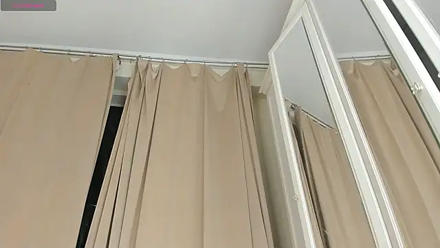 Zirael_swan's sex show image