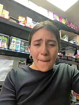 Andrea_19blonde's sex show image