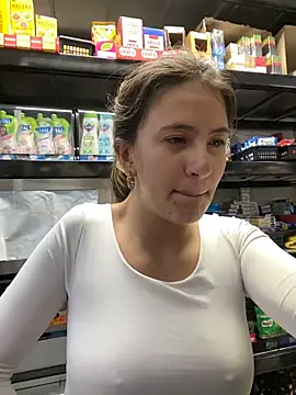 Andrea_19blonde's sex show image