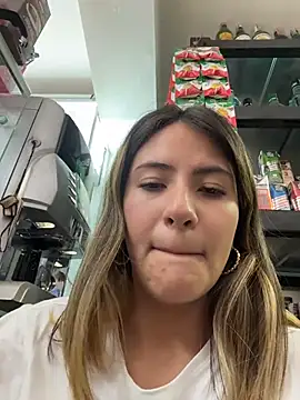 Andrea_19blonde's sex show image