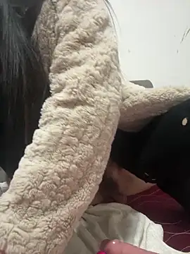 crhong666's sex show image