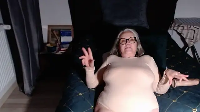 ina_tits's sex show image