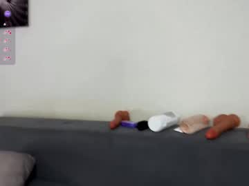 karlenegries's sex show image