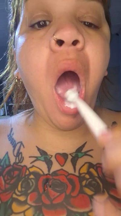 nathalisexy's sex show image nathalisexy's sex show image