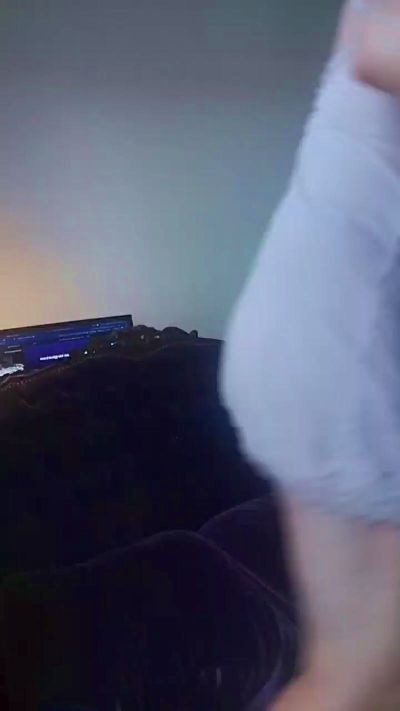 Roxybykiss's sex show image