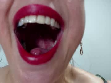 Sexshow-Bild von womanhornyx