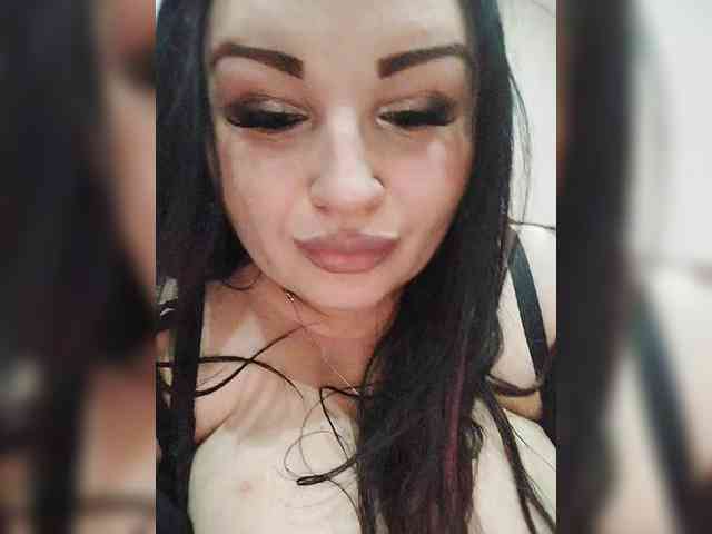 Monica-'s sex show image