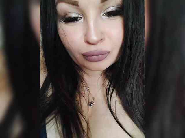Monica-'s sex show image