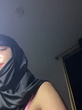 MARYADSUARD's sex show image