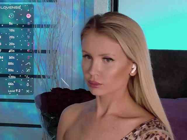 Anna-R's sex show image