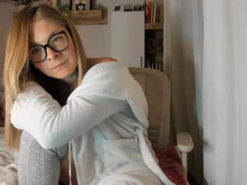 bestgirl_ofthe_neighborhood's sex show image