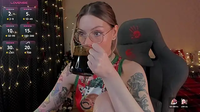 Изображение секс-шоу модели Marta_May_