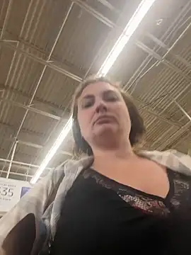 MilfyMrsRobinson's sex show image