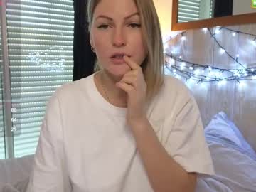 Изображение секс-шоу модели misslucci Изображение секс-шоу модели misslucci