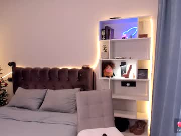 julie_hopps's sex show image