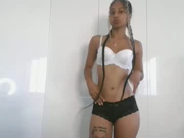 indanbella19's sex show image