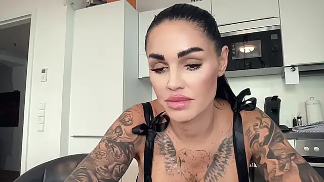 AMBER_HARD's sex show image