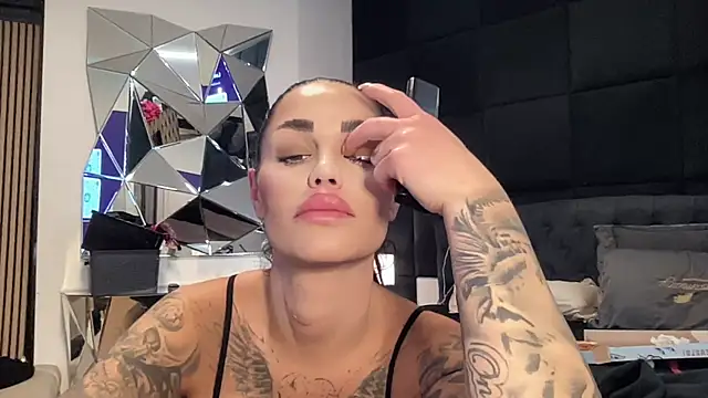 AMBER_HARD's sex show image