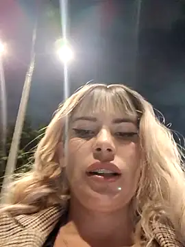 Cata_city1106's sex show image