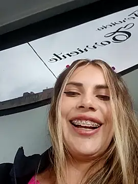 Cata_city1106's sex show image