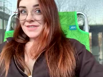 Изображение секс-шоу модели intothewoodswego