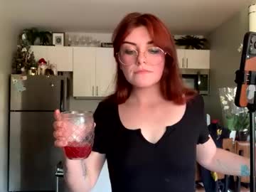 Изображение секс-шоу модели intothewoodswego