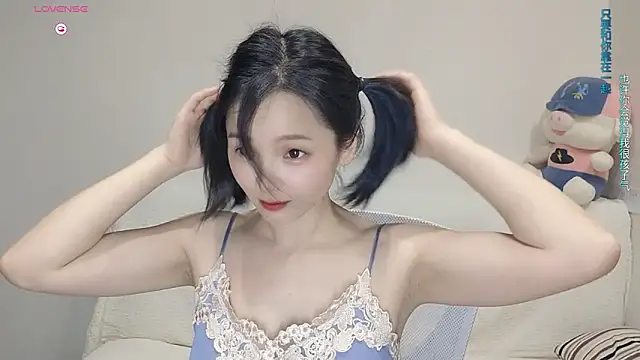 -Zara-'s sex show image