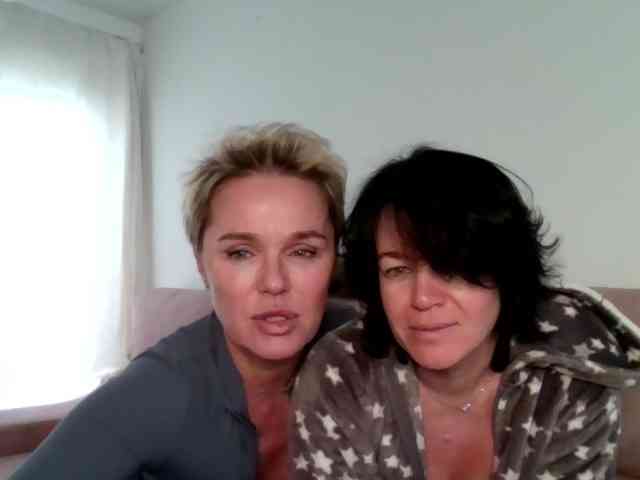 Sexshow-Bild von PleasureWeCouple Sexshow-Bild von PleasureWeCouple