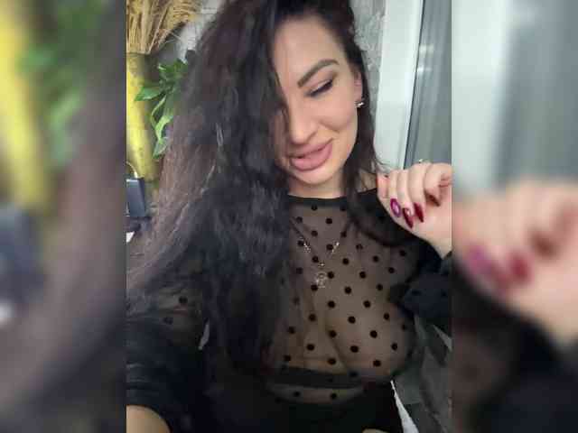 Madelynn's sex show image