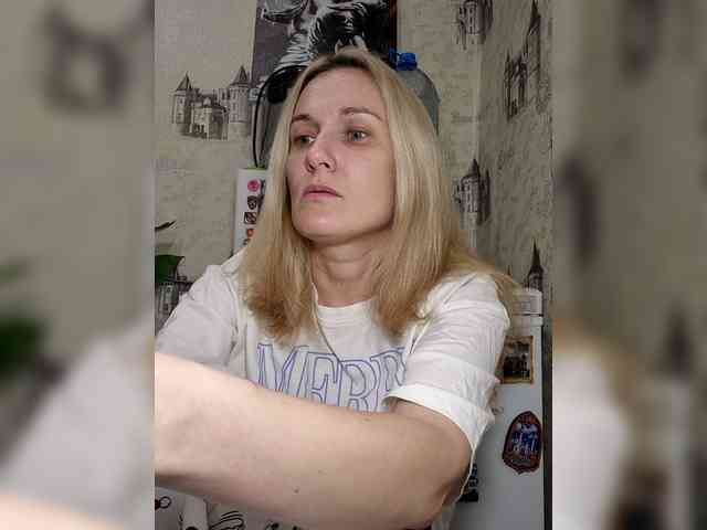 Sexshow-Bild von kykyshe4ka Sexshow-Bild von kykyshe4ka