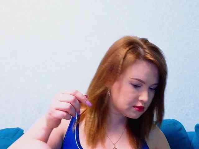 Katniss-K's sex show image