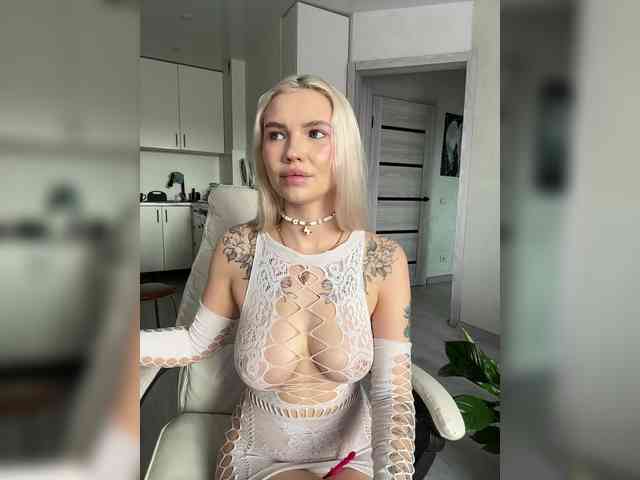 Изображение секс-шоу модели Emmagoodgirl Изображение секс-шоу модели Emmagoodgirl