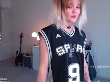 petitebrat's sex show image