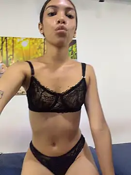 Изображение секс-шоу модели Kinky-Spa Изображение секс-шоу модели Kinky-Spa