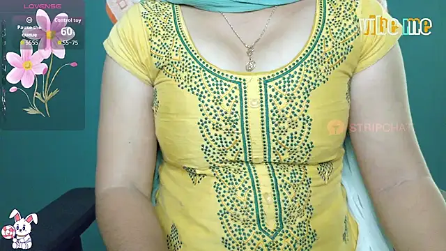 Изображение секс-шоу модели megHana_teLugGu