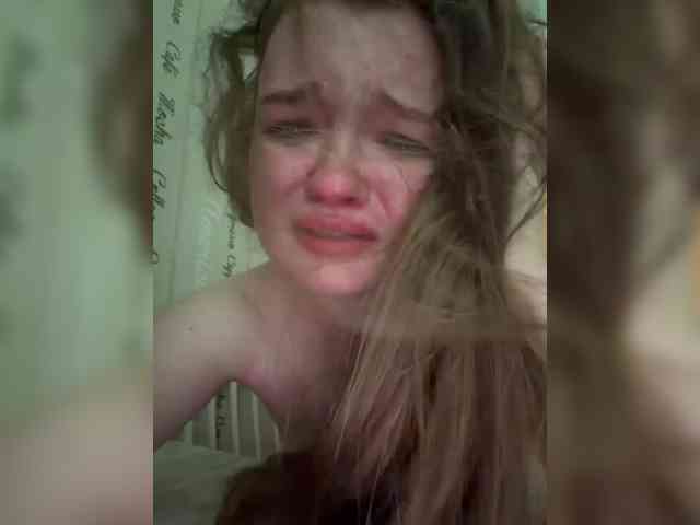 Sexshow-Bild von sweetkarinaa Sexshow-Bild von sweetkarinaa