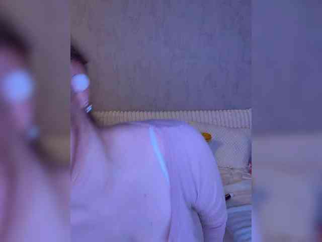 Sexshow-Bild von sweetkarinaa Sexshow-Bild von sweetkarinaa