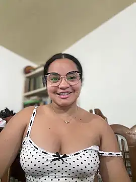 Lucy_wilson5's sex show image